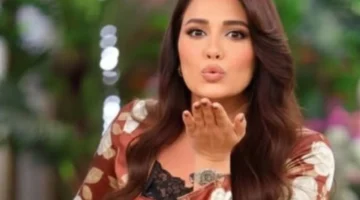 لماذا خطفت إطلالة ياسمين عبد العزيز الأنظار منذ يومين؟